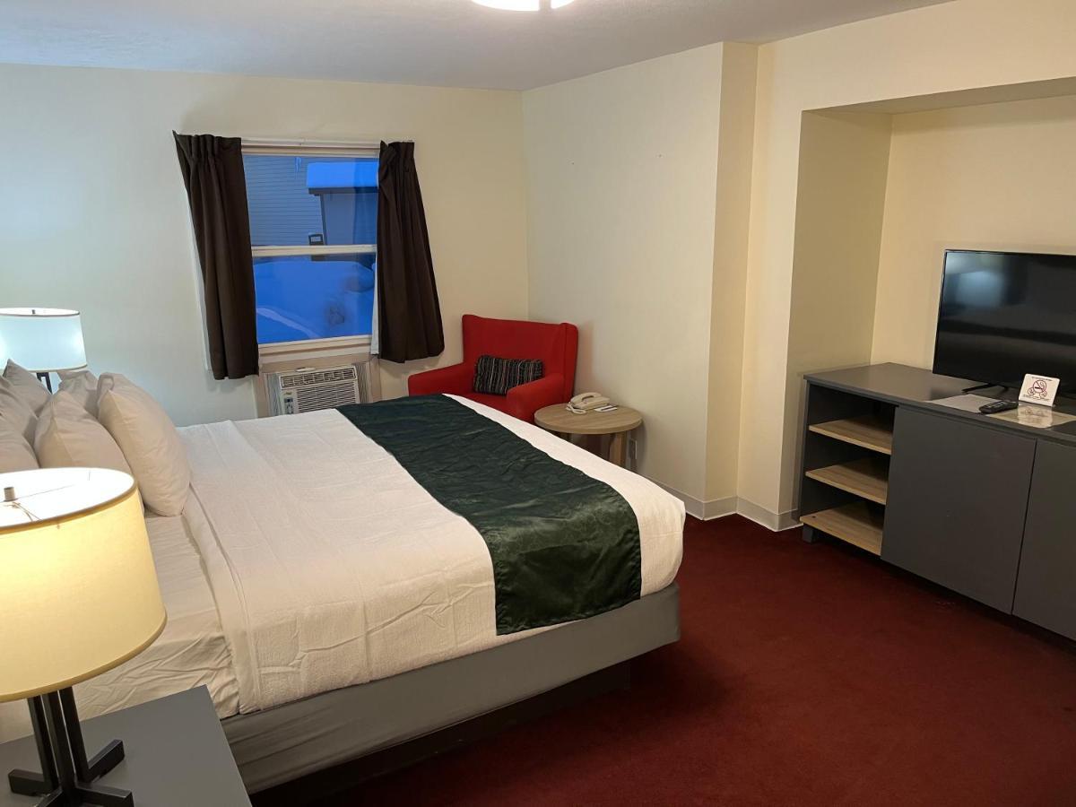 Pictured Rocks Inn And Suites ミューニシング エクステリア 写真